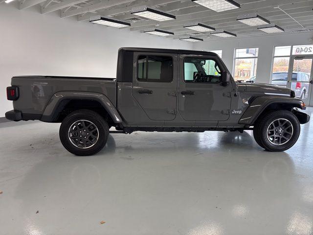 used 2023 Jeep Gladiator car, priced at $28,500