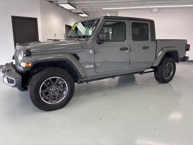 used 2023 Jeep Gladiator car, priced at $28,500