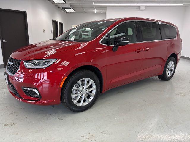 new 2025 Chrysler Pacifica car, priced at $41,612