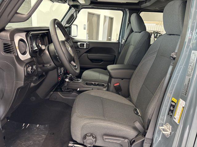new 2025 Jeep Wrangler car, priced at $49,938