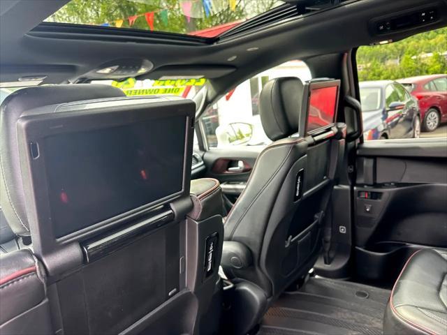 used 2020 Chrysler Pacifica car, priced at $22,995