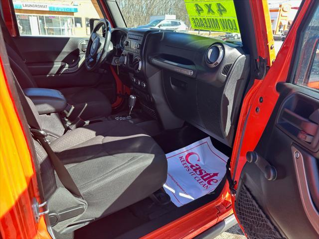 used 2015 Jeep Wrangler Unlimited car, priced at $19,995