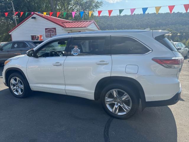 used 2016 Toyota Highlander car, priced at $23,995