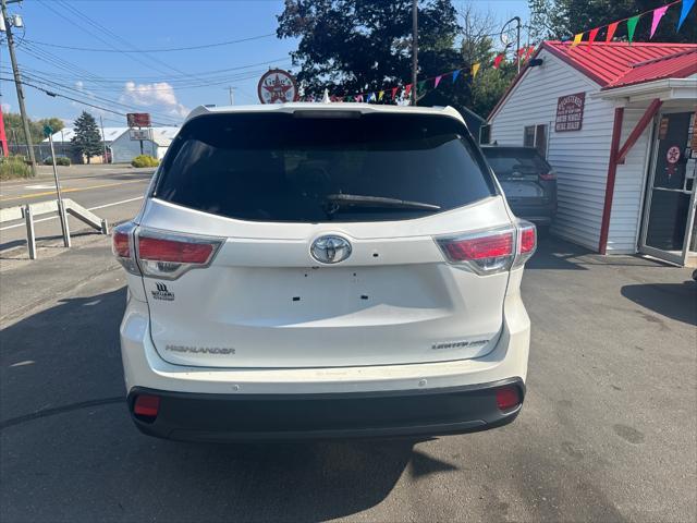 used 2016 Toyota Highlander car, priced at $23,995