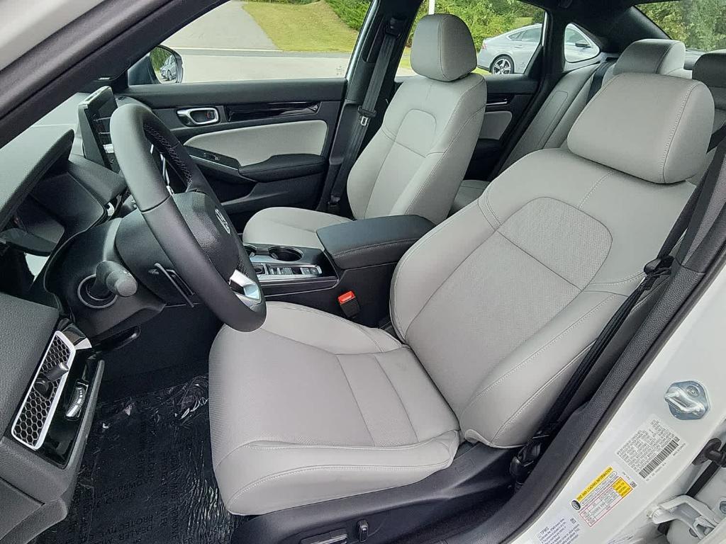 new 2026 Honda Civic Hybrid car, priced at $33,945