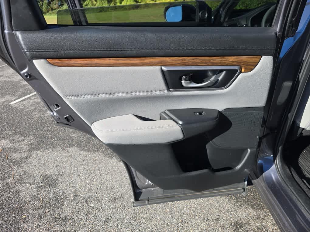 used 2017 Honda CR-V car, priced at $21,486