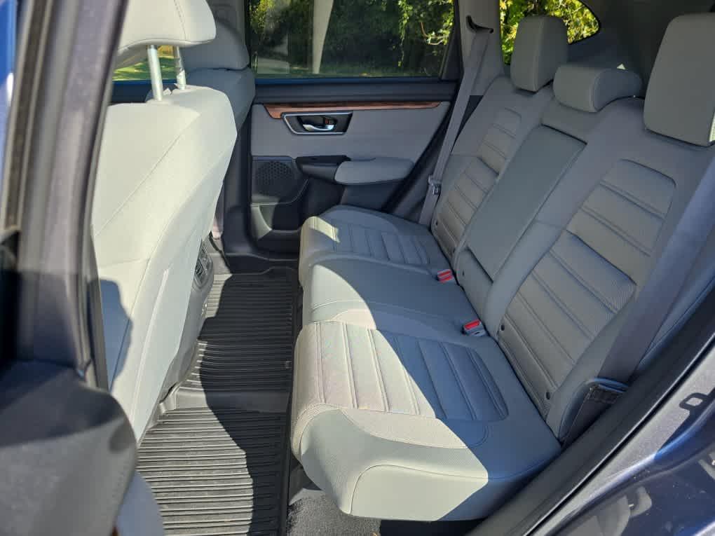 used 2017 Honda CR-V car, priced at $21,486