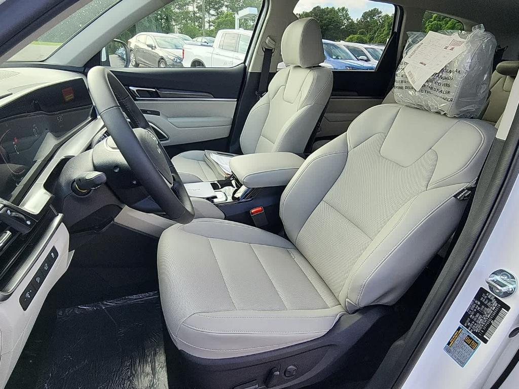new 2025 Kia Telluride car, priced at $43,525