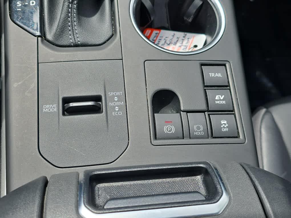 used 2023 Toyota Highlander Hybrid car, priced at $36,431
