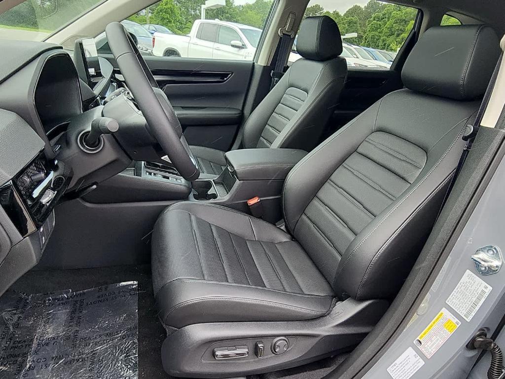 new 2025 Honda CR-V car, priced at $38,350