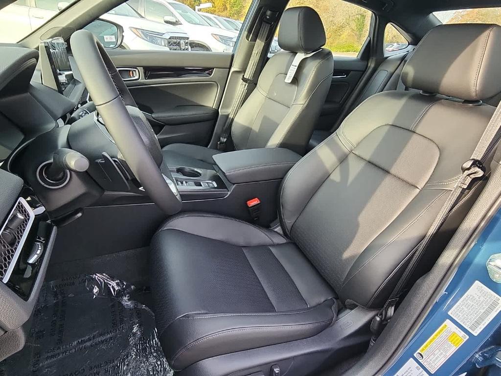 new 2026 Honda Civic Hybrid car, priced at $33,945