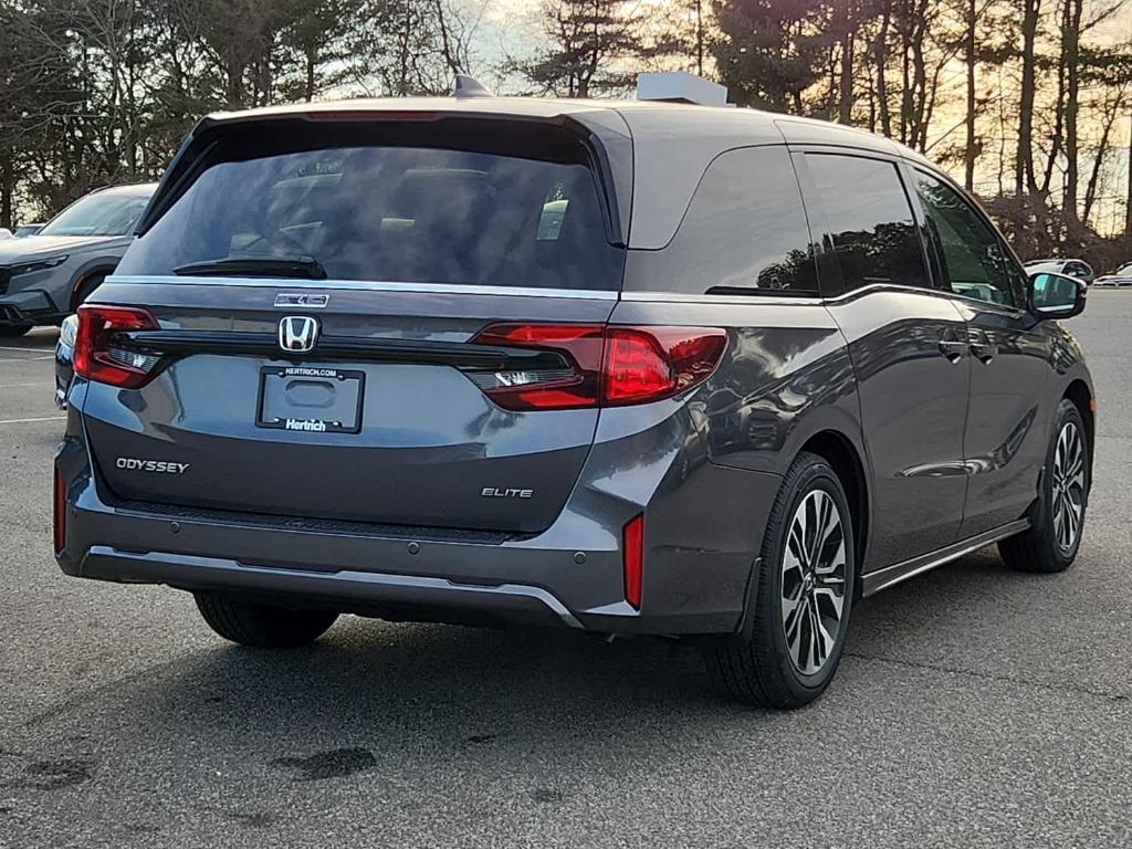 new 2025 Honda Odyssey car, priced at $52,630