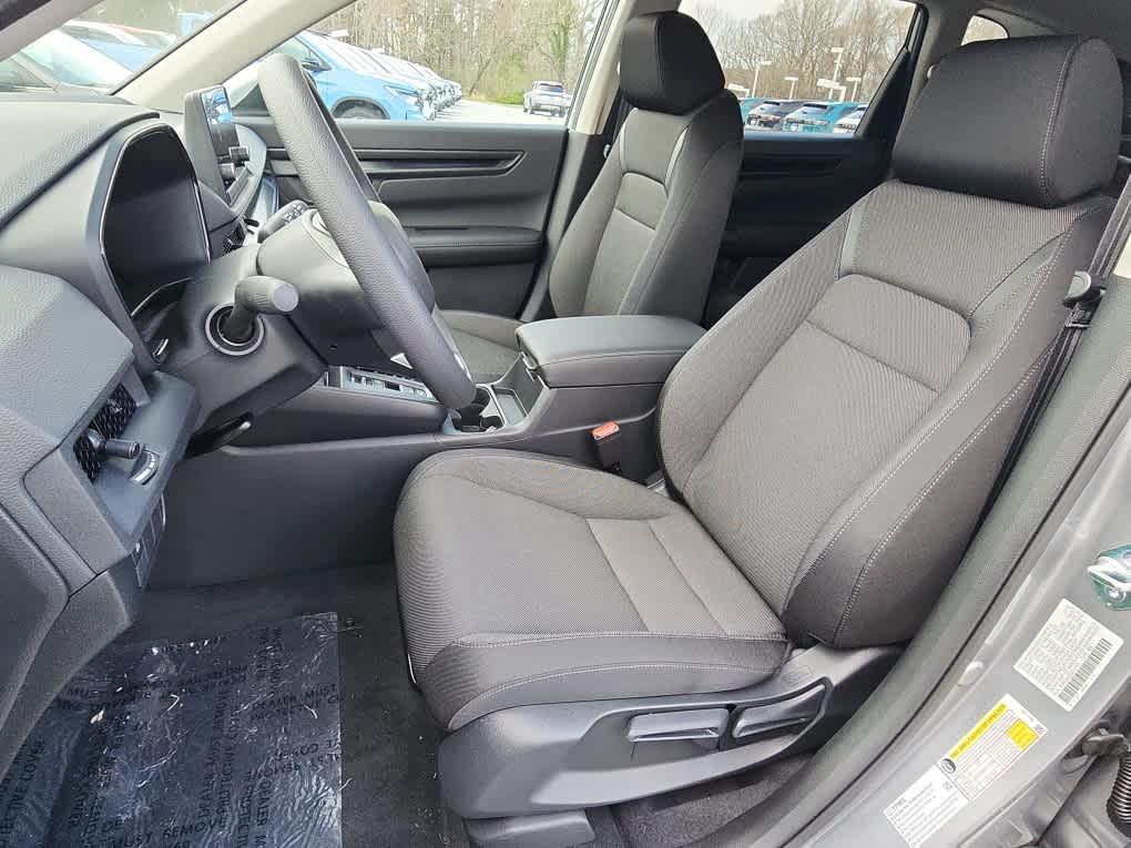 new 2025 Honda CR-V car, priced at $32,995