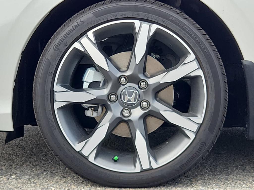 new 2026 Honda Civic Hybrid car, priced at $33,900