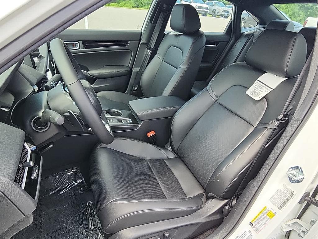 new 2026 Honda Civic Hybrid car, priced at $33,900