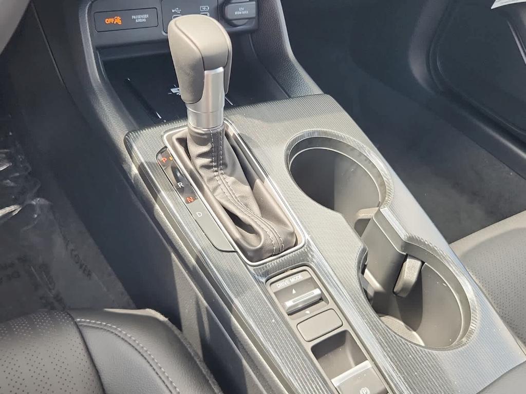 new 2026 Honda Civic Hybrid car, priced at $33,900