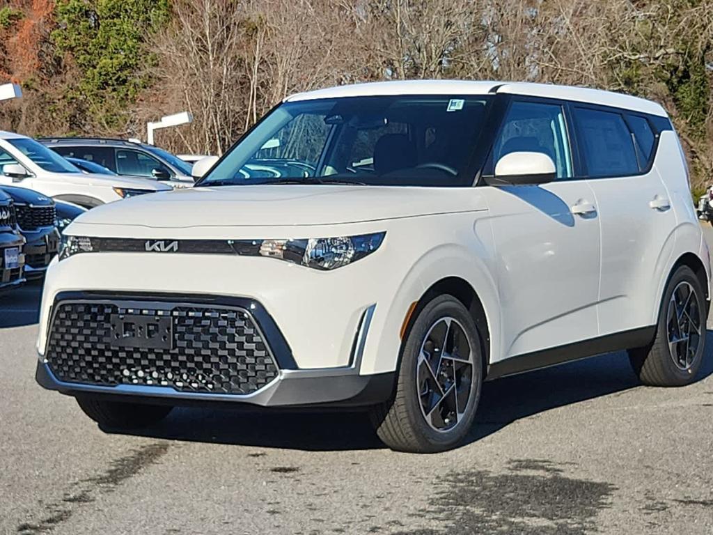 new 2025 Kia Soul car, priced at $26,610