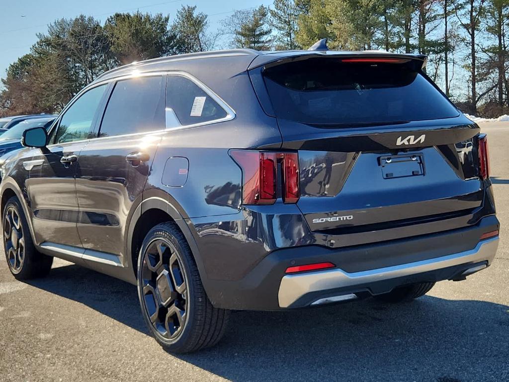 new 2025 Kia Sorento car, priced at $39,690