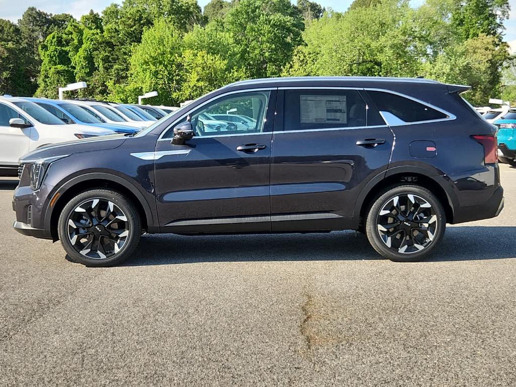 new 2025 Kia Sorento car, priced at $42,530