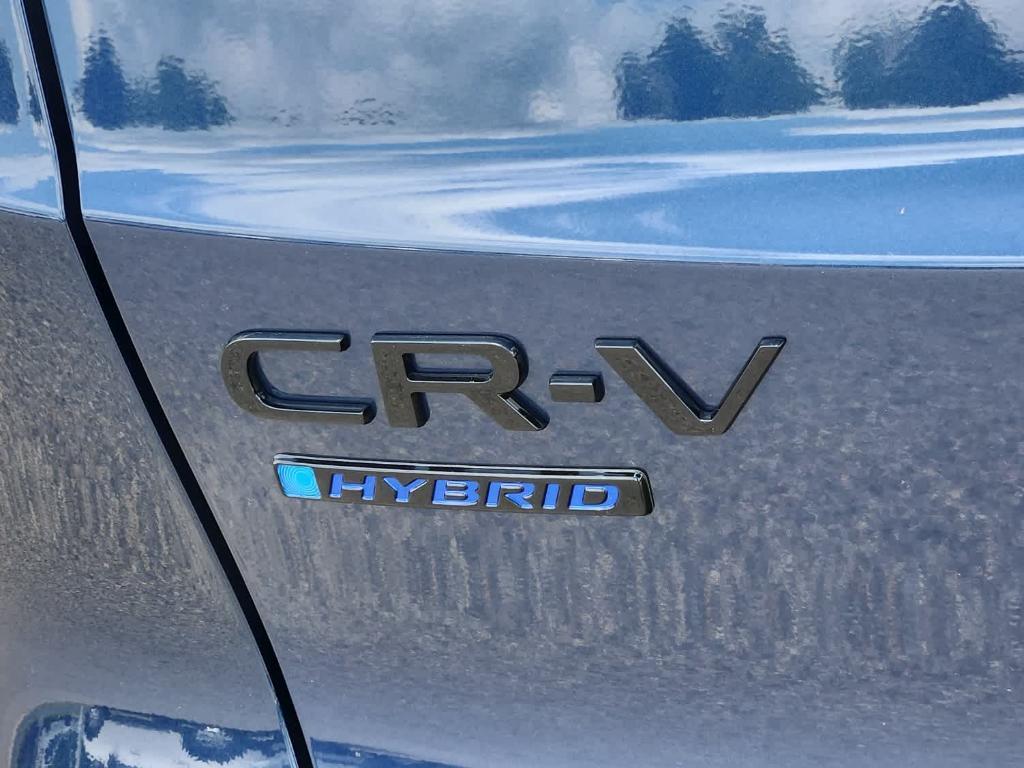 new 2026 Honda CR-V Hybrid car, priced at $40,195