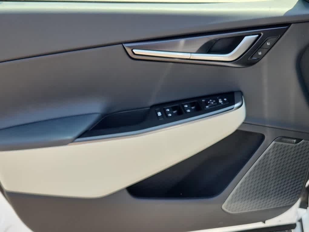 new 2025 Kia EV6 car, priced at $61,210