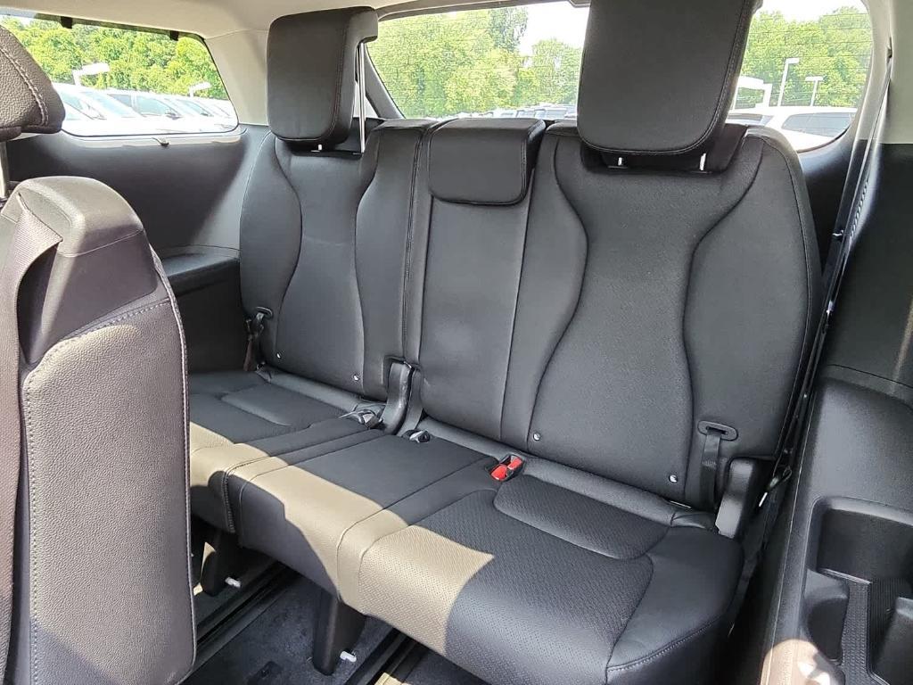 new 2026 Kia Carnival car, priced at $55,315