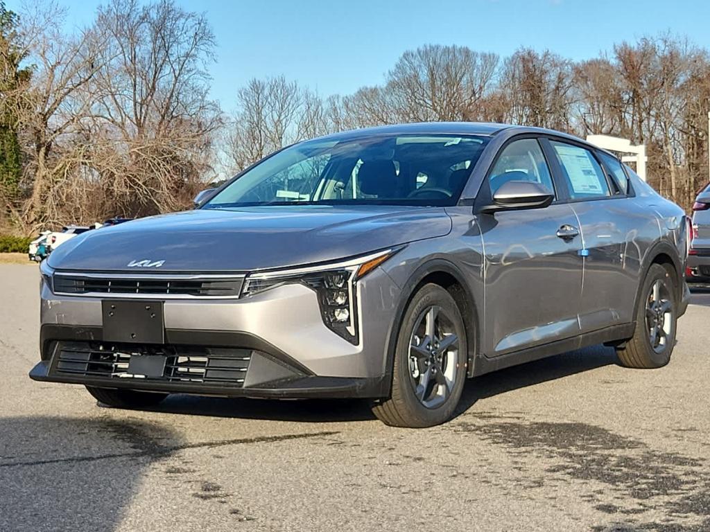 new 2025 Kia K4 car, priced at $24,320