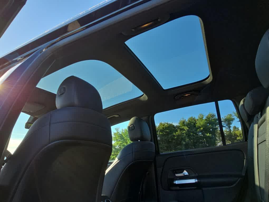 used 2021 Mercedes-Benz GLB 250 car, priced at $27,356