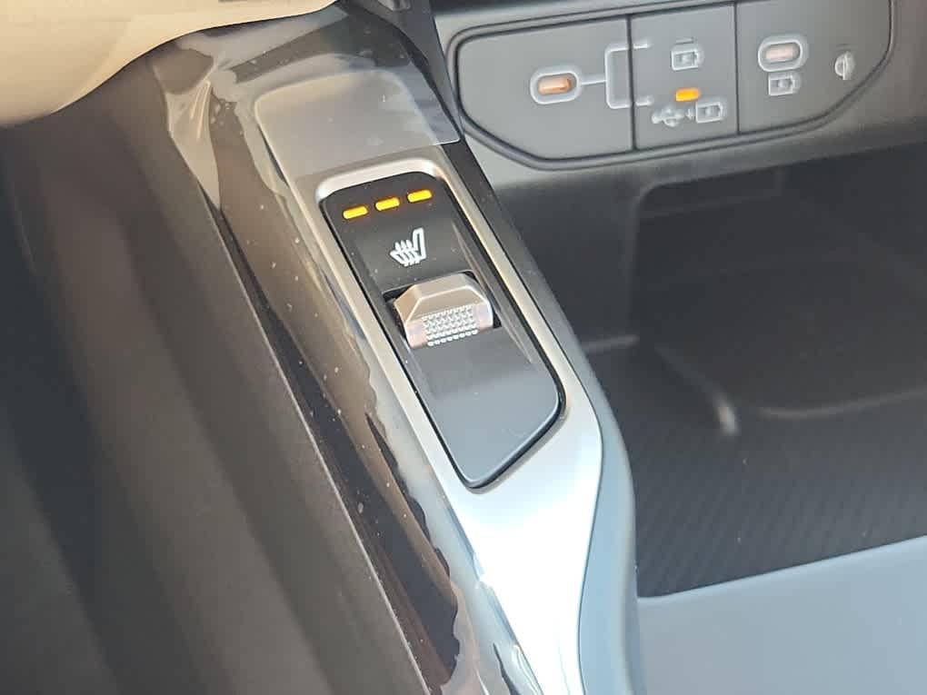 new 2025 Kia Sorento Hybrid car, priced at $43,430