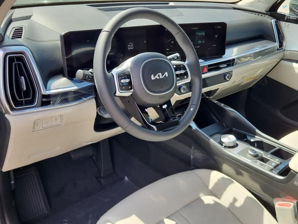 new 2025 Kia Sorento Hybrid car, priced at $43,430
