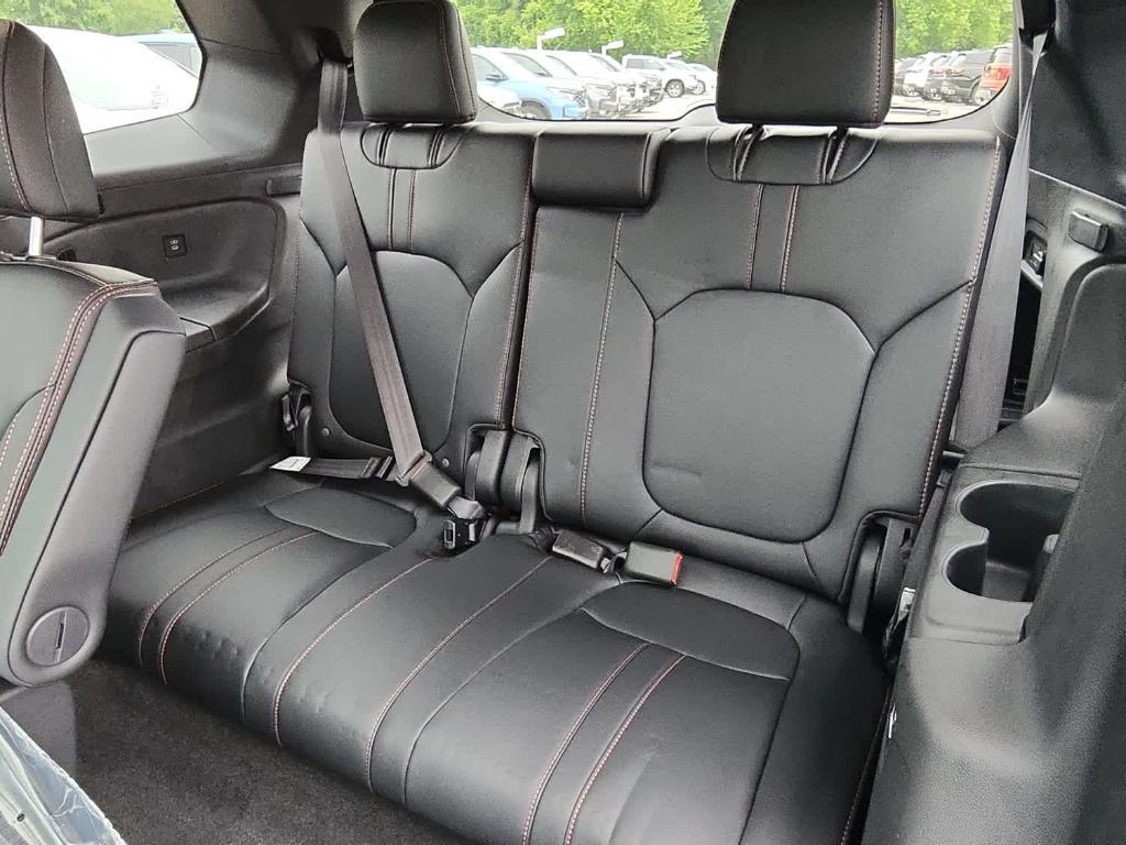 new 2025 Honda Pilot car, priced at $51,305