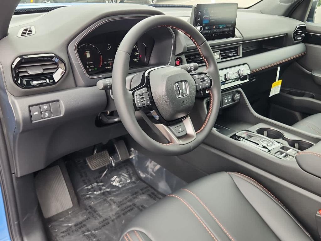 new 2025 Honda Pilot car, priced at $51,305