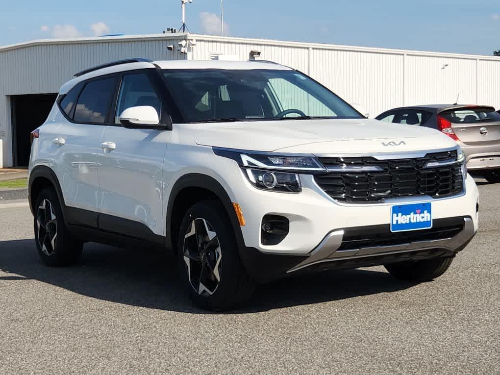 new 2025 Kia Seltos car, priced at $28,670