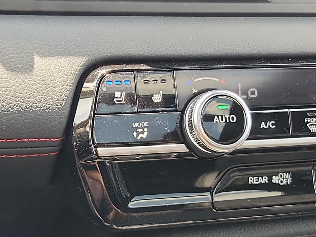 new 2025 Honda Pilot car, priced at $57,020