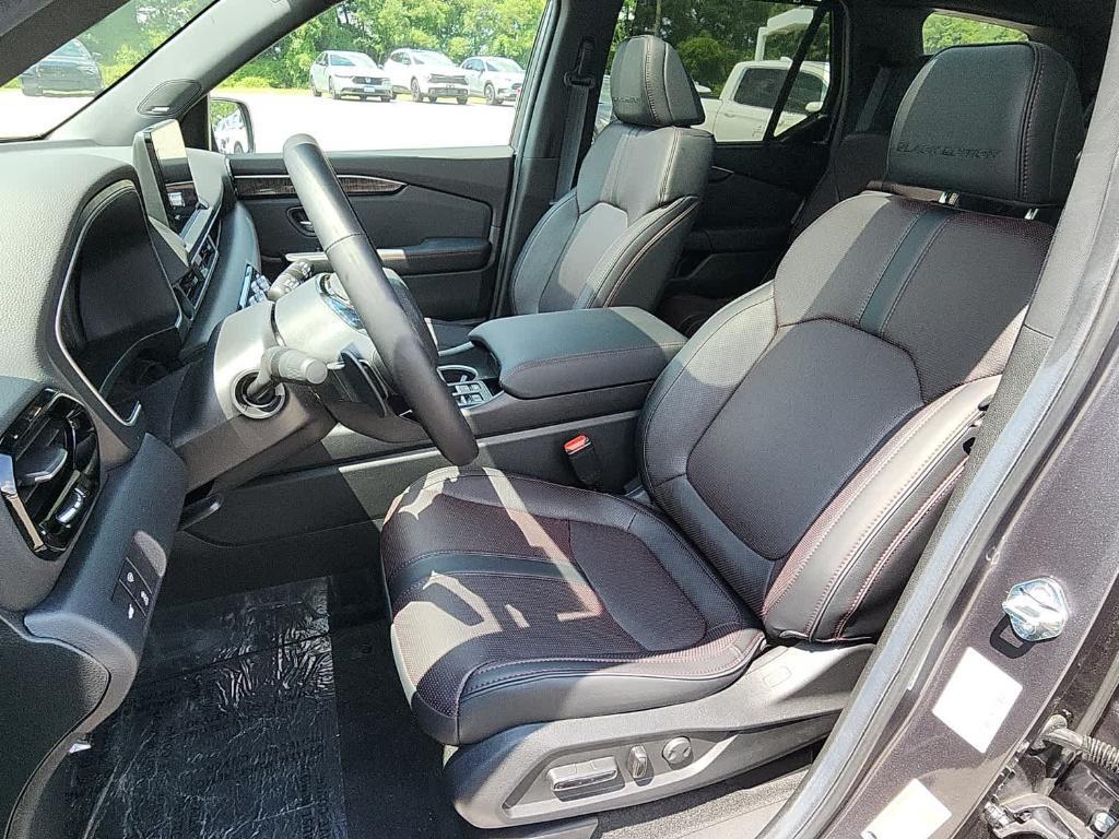 new 2025 Honda Pilot car, priced at $57,020