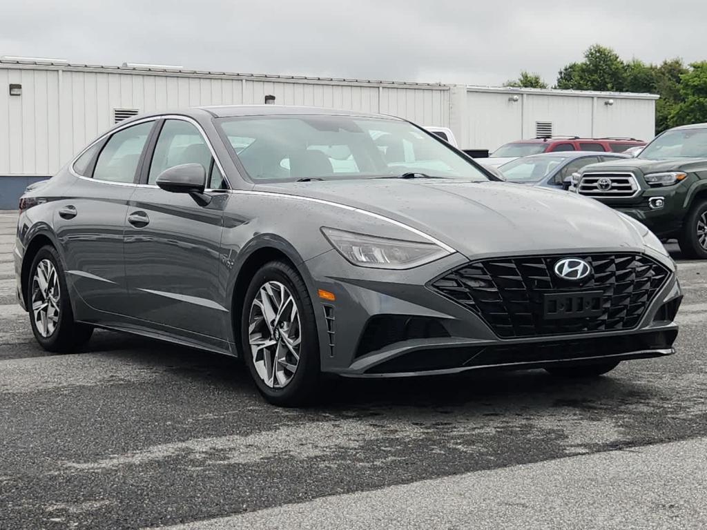 used 2022 Hyundai Sonata car, priced at $22,304