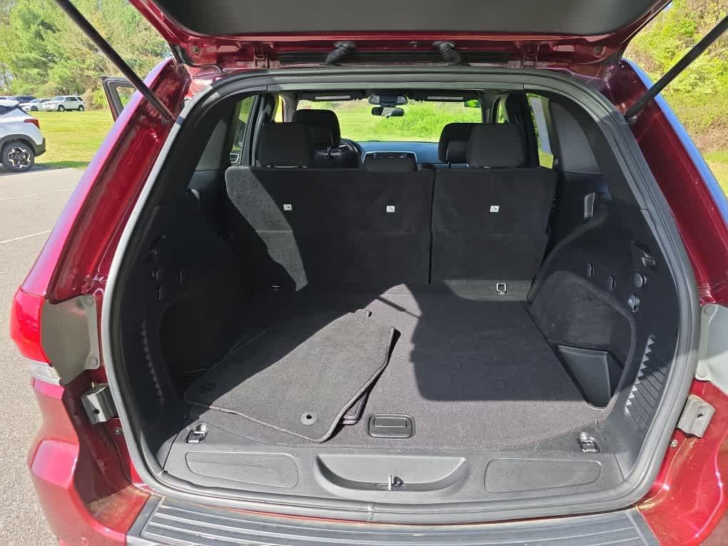 used 2019 Jeep Grand Cherokee car, priced at $21,487