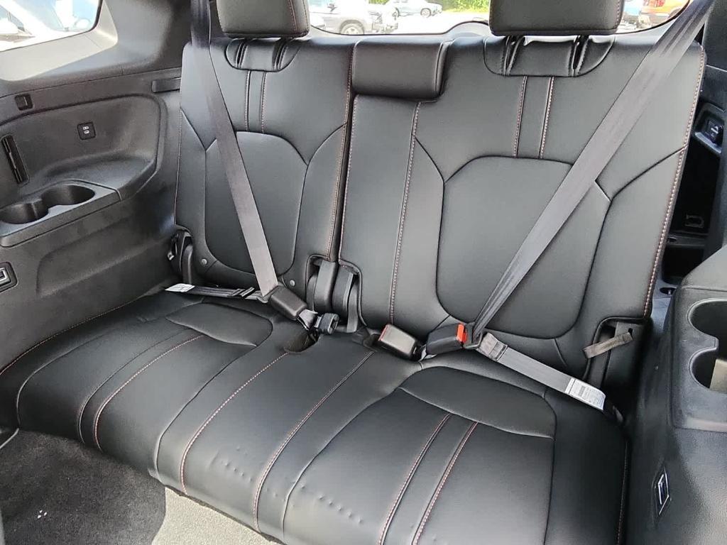 new 2025 Honda Pilot car, priced at $50,850