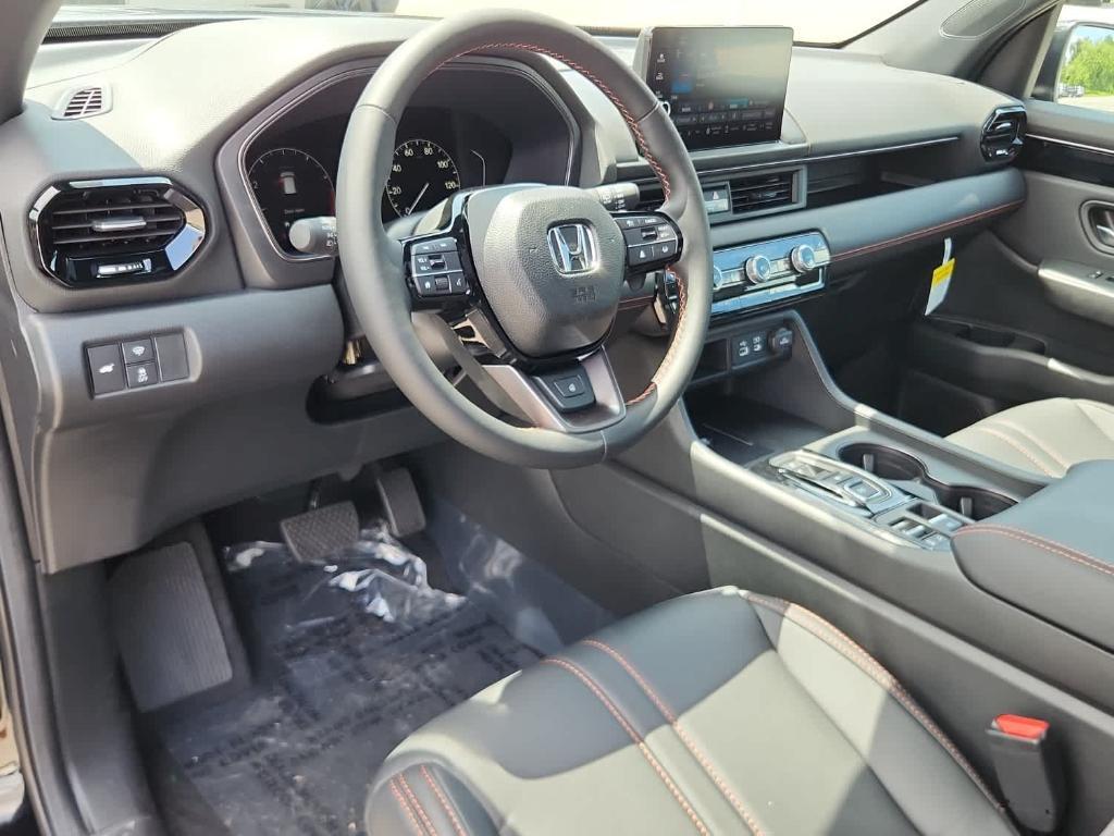 new 2025 Honda Pilot car, priced at $50,850