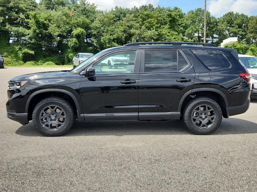 new 2025 Honda Pilot car, priced at $50,850
