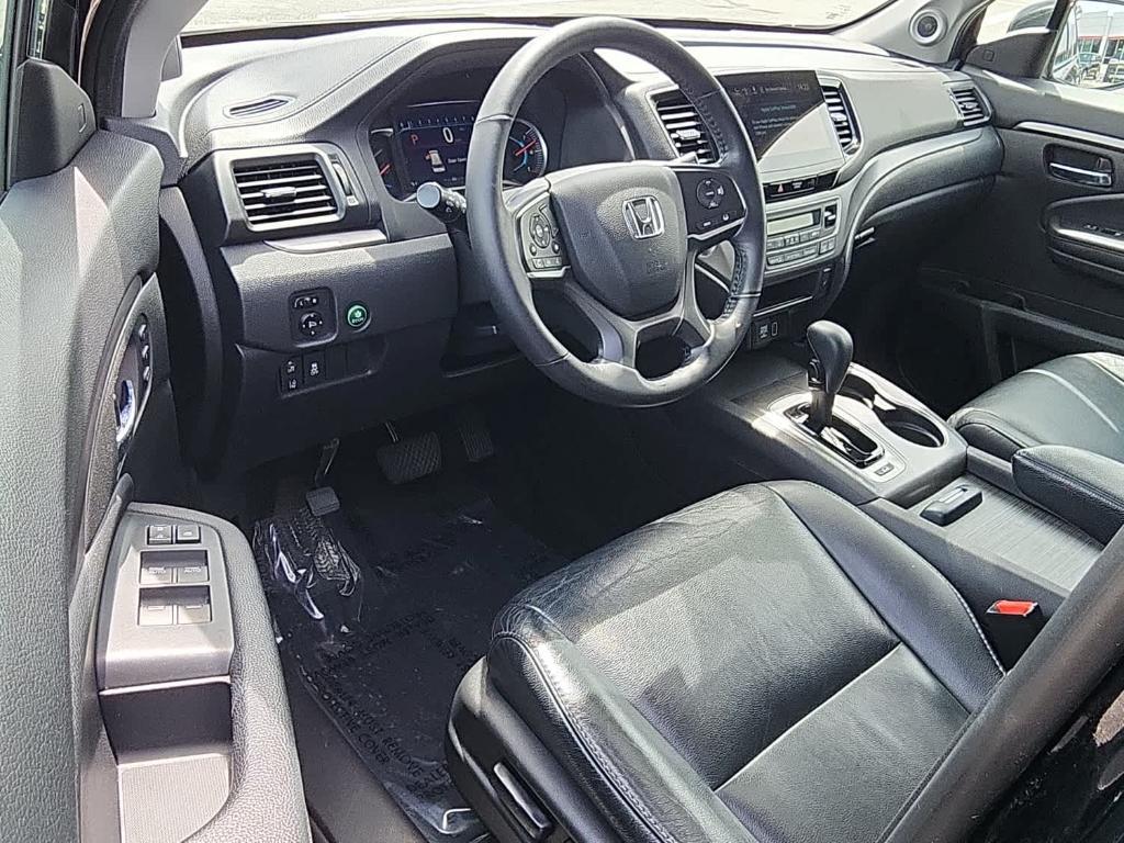 used 2020 Honda Pilot car, priced at $27,487