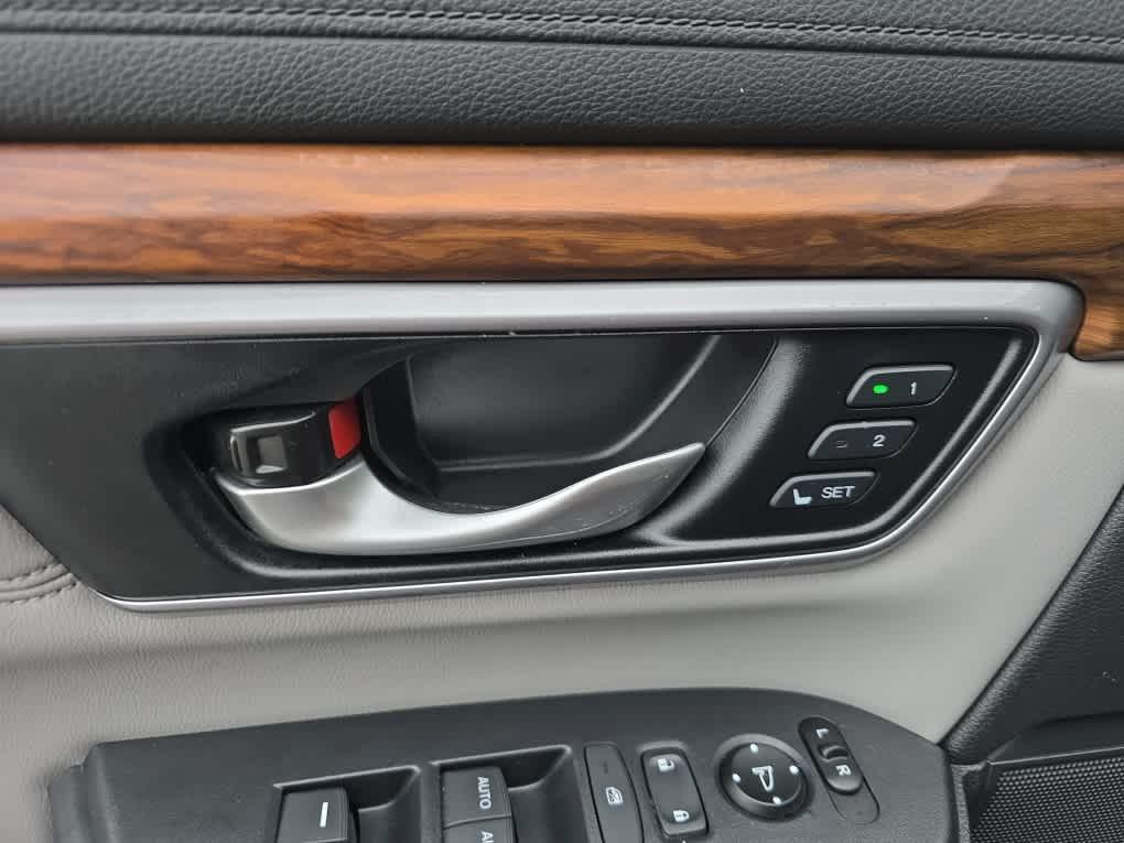 used 2017 Honda CR-V car, priced at $20,497