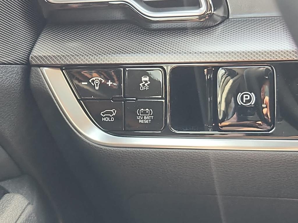 new 2025 Kia Sportage Hybrid car, priced at $39,755