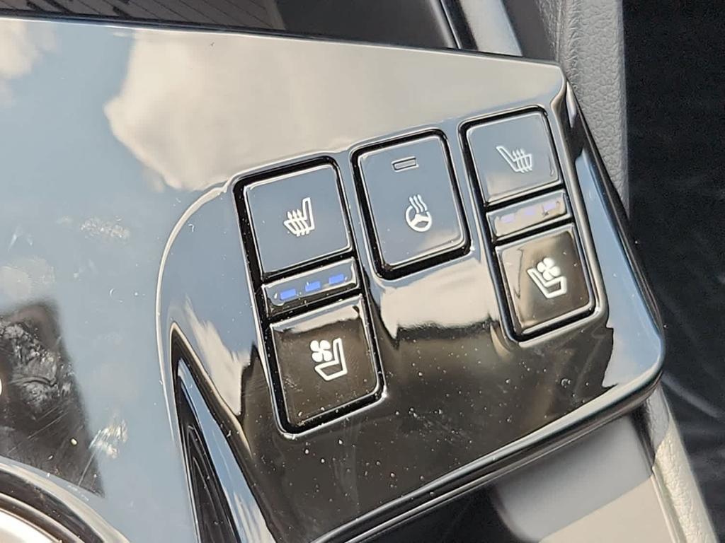 new 2025 Kia Sportage Hybrid car, priced at $39,755
