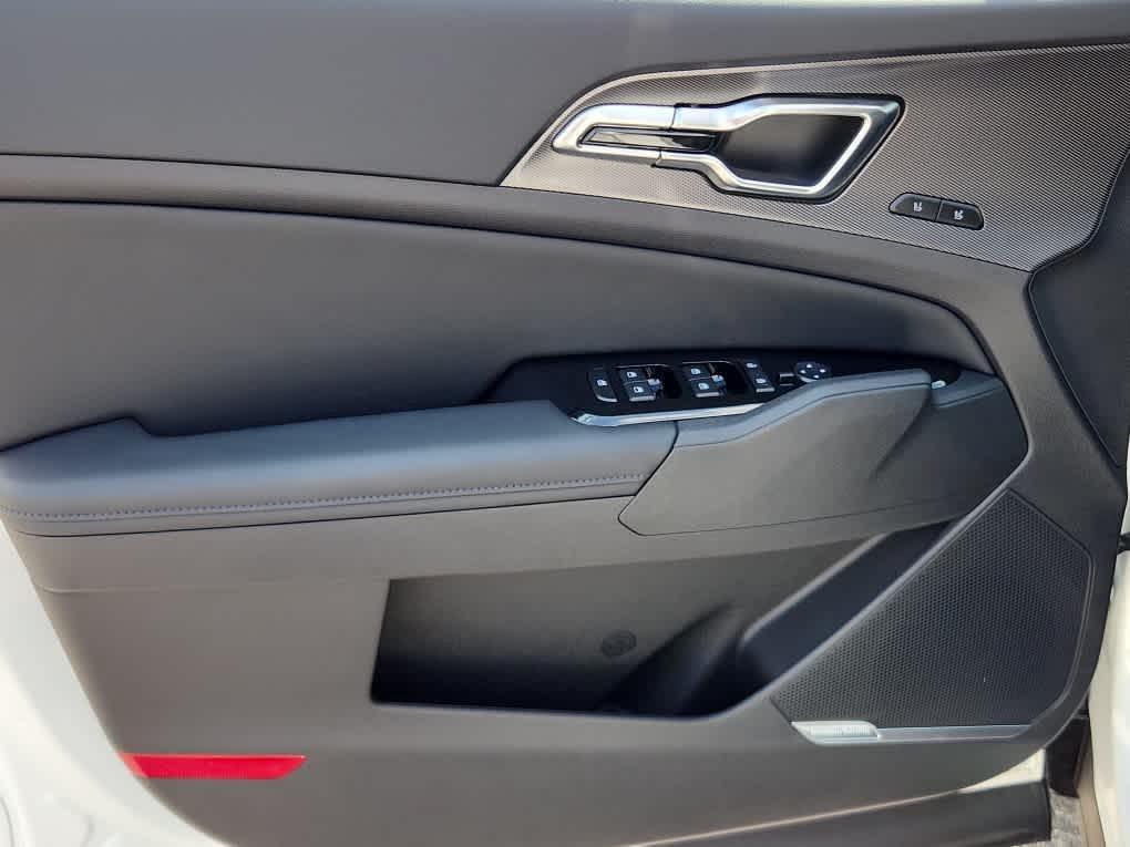 new 2025 Kia Sportage Hybrid car, priced at $39,755