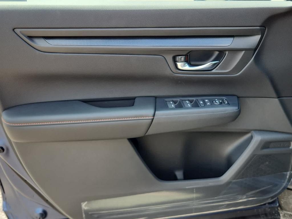 new 2026 Honda CR-V Hybrid car, priced at $40,250