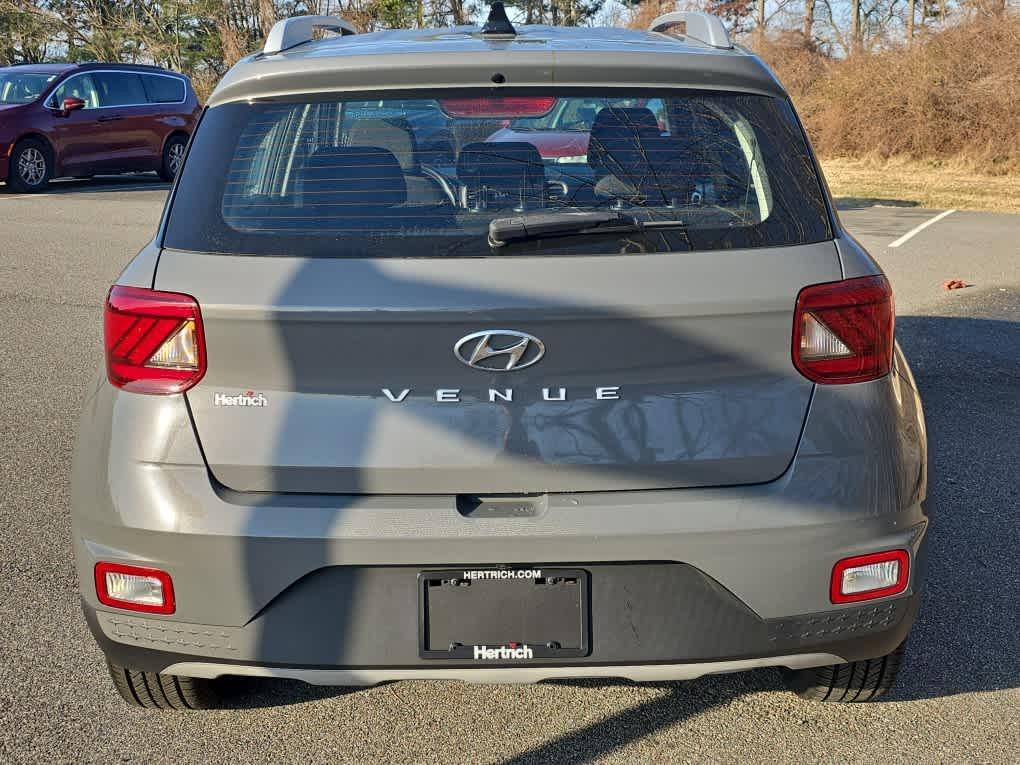 used 2021 Hyundai Venue car, priced at $14,219