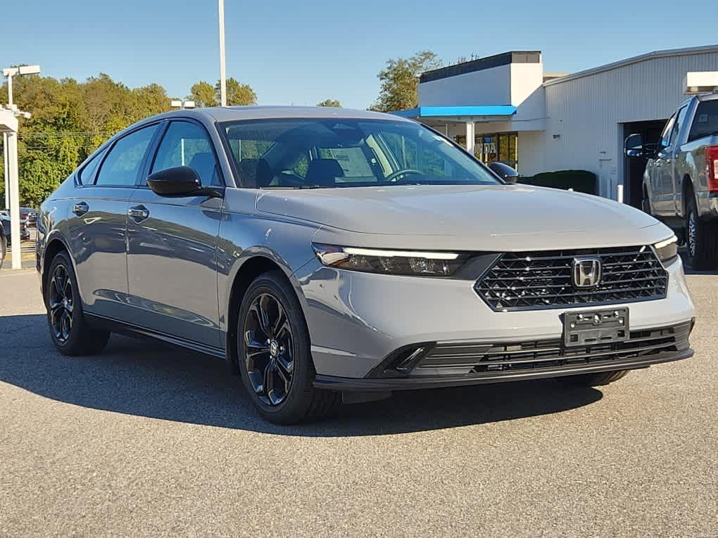 new 2025 Honda Accord car, priced at $31,639