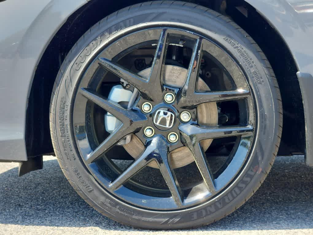 new 2025 Honda Civic Hybrid car, priced at $30,555