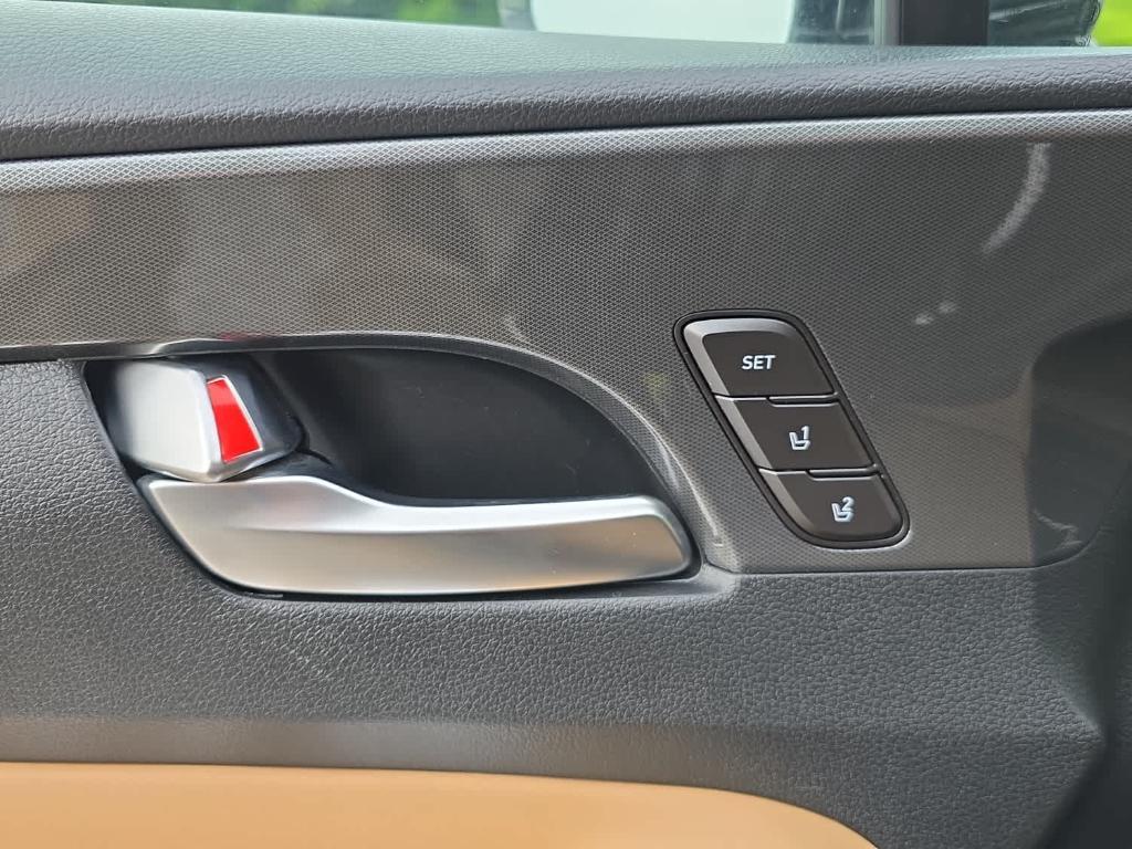 used 2022 Hyundai Santa Fe car, priced at $30,487